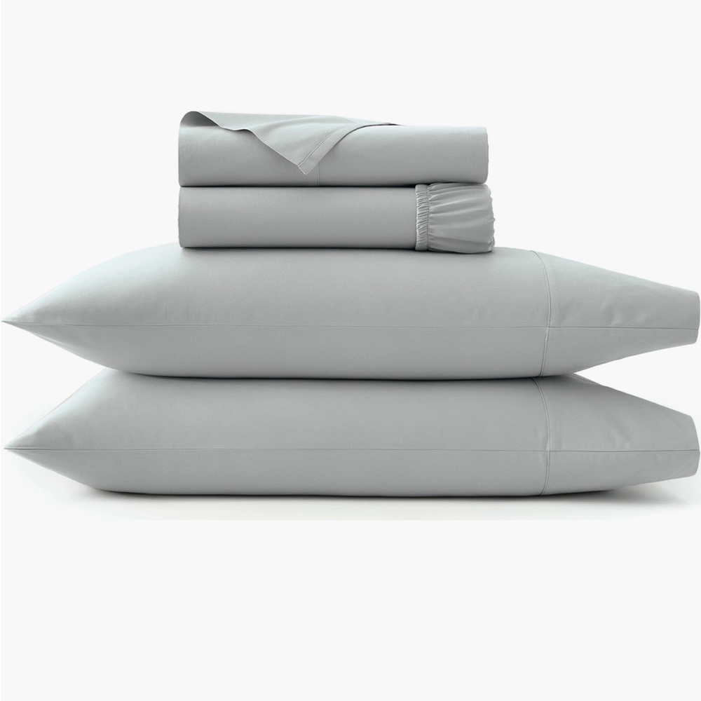 Boll & Branch NWT Wueen Size Signature Hemmed Sheet Set Shore Color